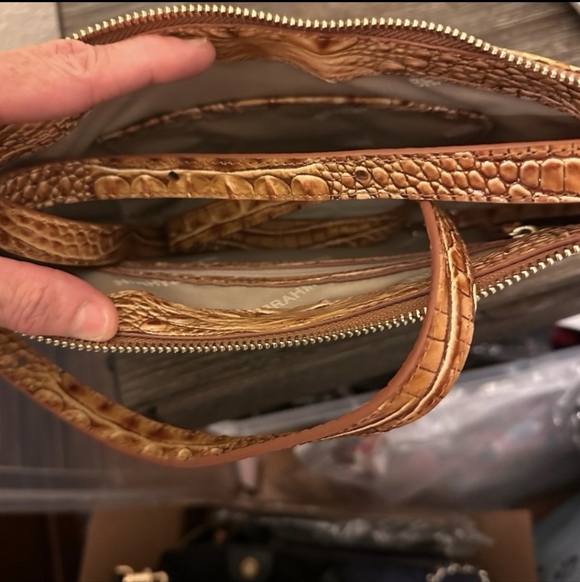 ⭐️Like NEW⭐️Brahmin Shayna Cactus Ombre Melbourne Genuine Leather Crossbody Bag - Picture 4 of 10